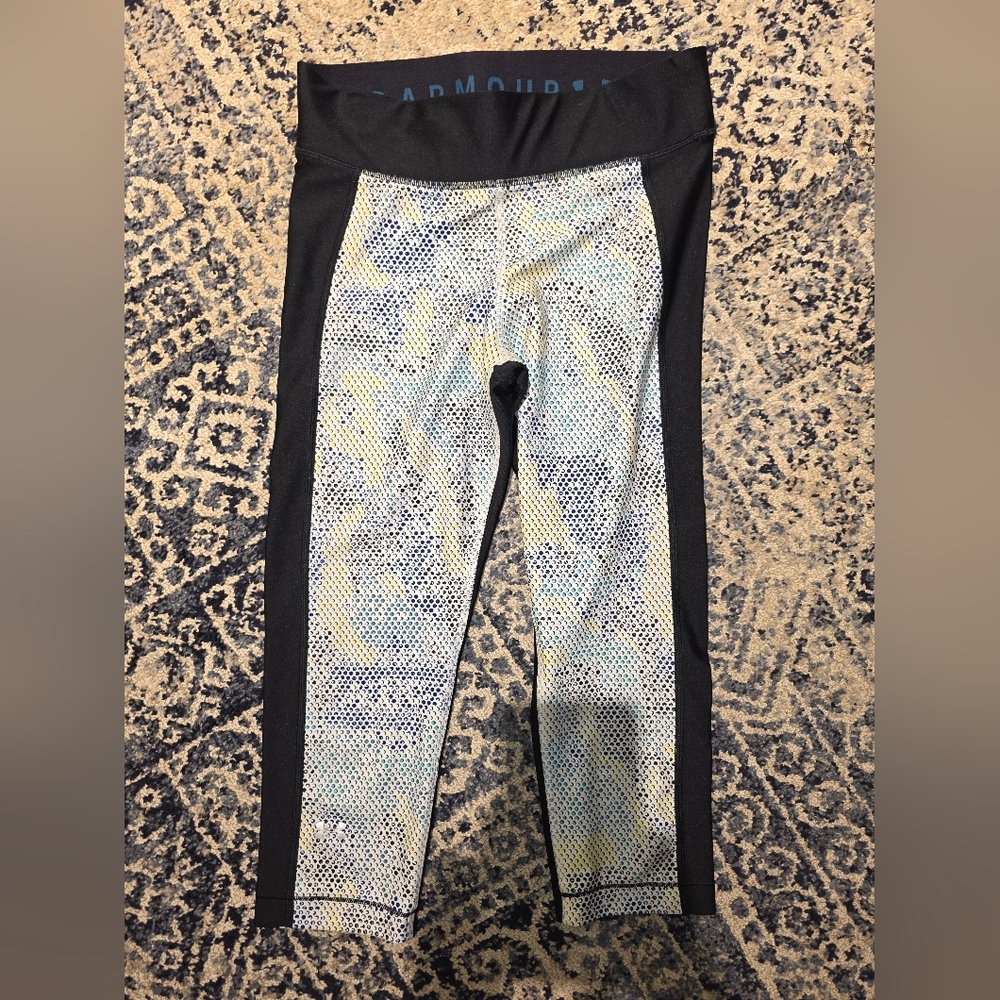Under Armour Black and Yellow Patterned Leggings